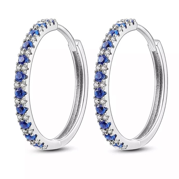 𝅺925 Sterling Silver Blue Cubic Zircon Hoop Earrings - Picture 1 of 7